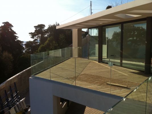 gardes corps en fer et verre a  Bandol